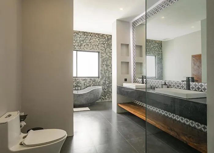 Mj Modern Luxe 4br With Big Pool & Rooftop チャングー