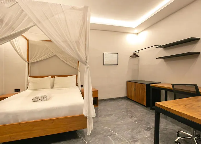 Appartamento Mj Modern Luxe 4br With Big Pool & Rooftop Canggu