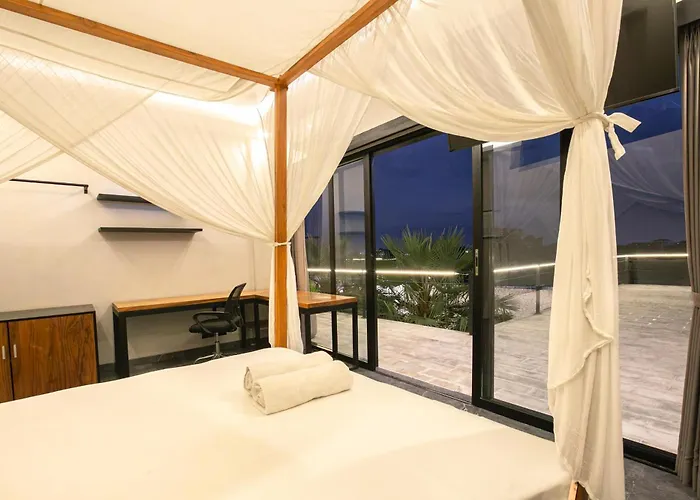 Mj Modern Luxe 4br With Big Pool & Rooftop Appartamento *