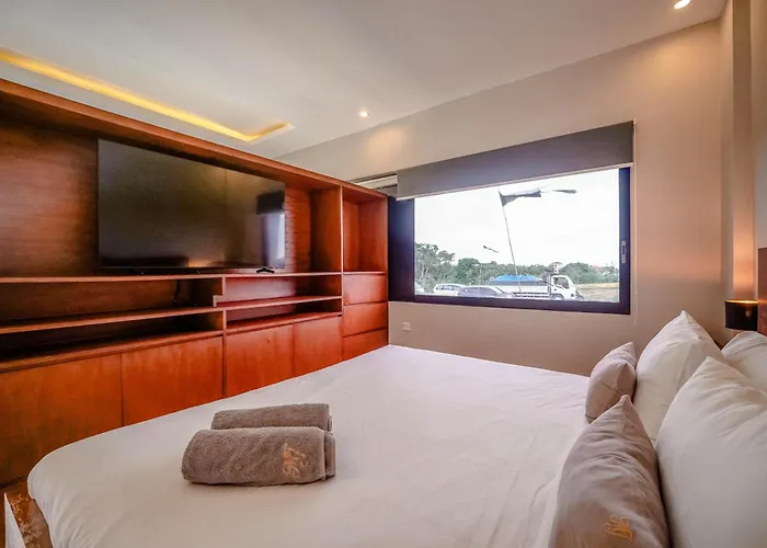 Mj Modern Luxe 4br With Big Pool & Rooftop チャングー